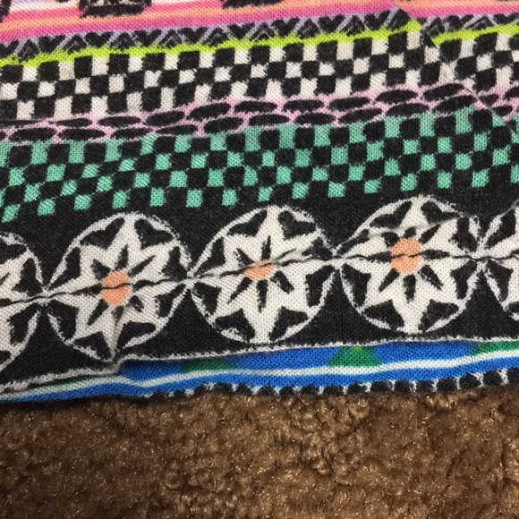 Boho shorts Medium (7-9) No Boundaries 2 pockets EUC, has pockets - Picture 5 of 7